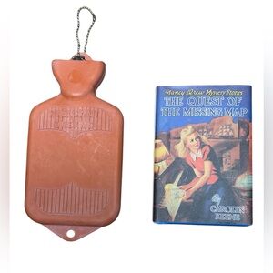 American Girl Molly Nighttime Necessities From Molly's Sweet Dreams Collection